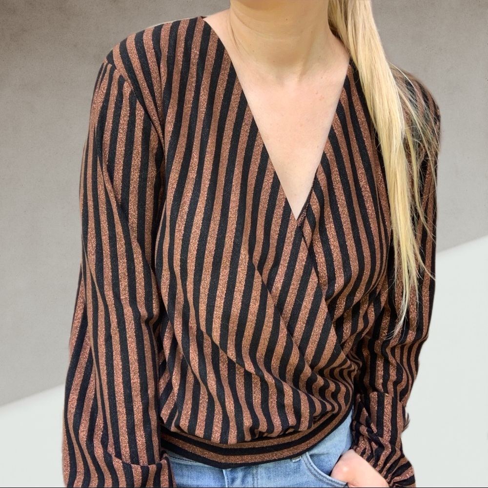Gold stripe sparkle blouse MEDIUM